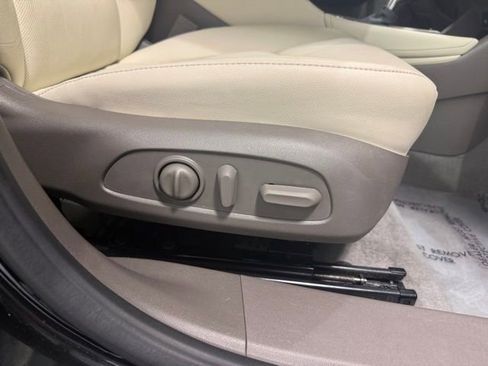 Used 2024 Chevrolet Malibu LT FWD image 27