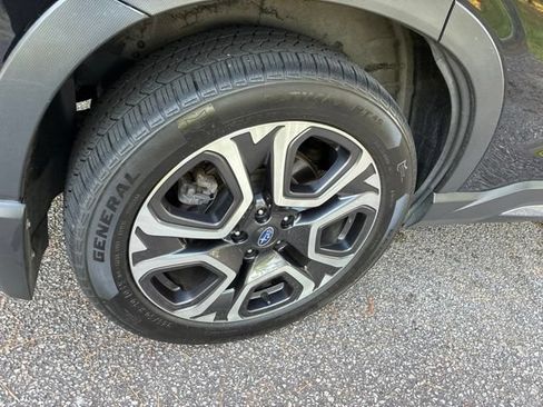 Used 2023 Subaru Ascent Touring AWD/4WD image 15
