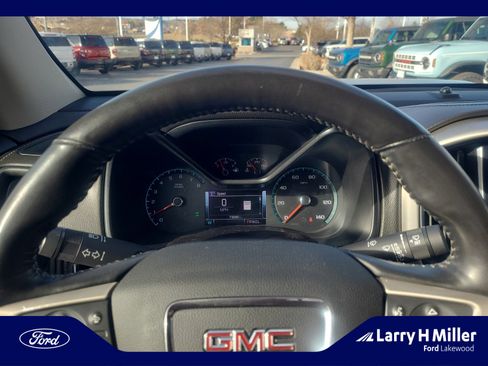 Used 2018 GMC Canyon Denali image 10