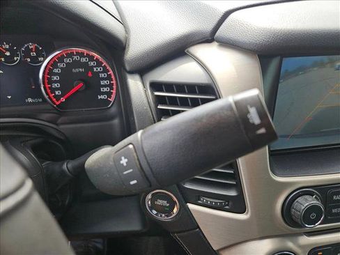 Used 2015 GMC Yukon Denali w/ Touring Package AWD/4WD image 19