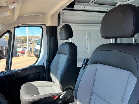 New 2026 RAM ProMaster 2500 FWD image 16