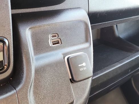 Used 2023 RAM ProMaster 2500 image 22