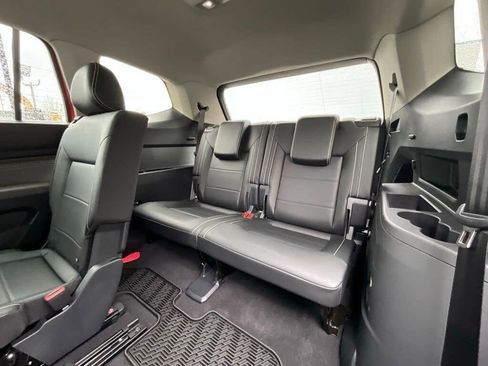 Used 2023 Volkswagen Atlas SE AWD/4WD image 15