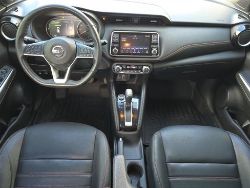 Used 2020 Nissan Kicks SR w/ SR Premium Package FWD image 12