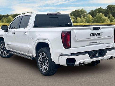 Used 2024 GMC Sierra 1500 Denali Ultimate AWD/4WD image 9