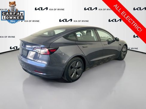 Used 2021 Tesla Model 3 Standard Range Plus RWD image 7