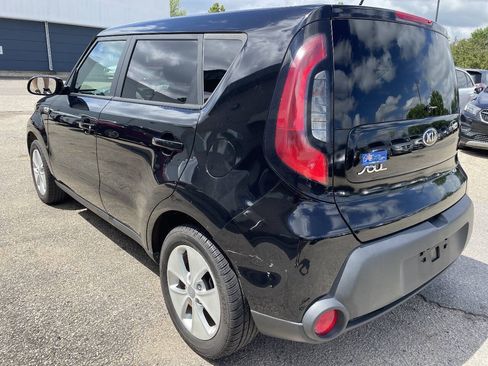 Used 2016 Kia Soul FWD image 6