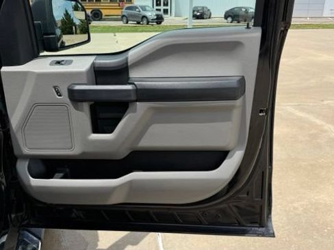 Used 2019 Ford F150 XL w/ Equipment Group 101A Mid AWD/4WD image 16