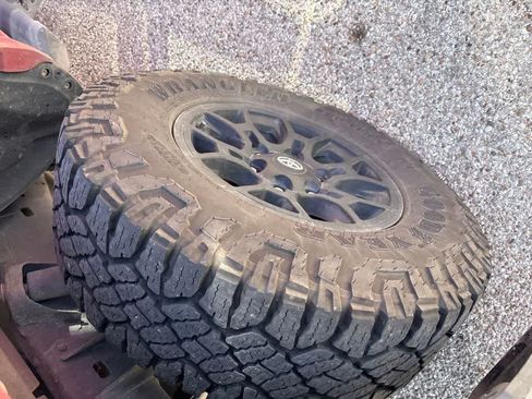 Used 2022 Toyota Tacoma SR5 RWD image 6