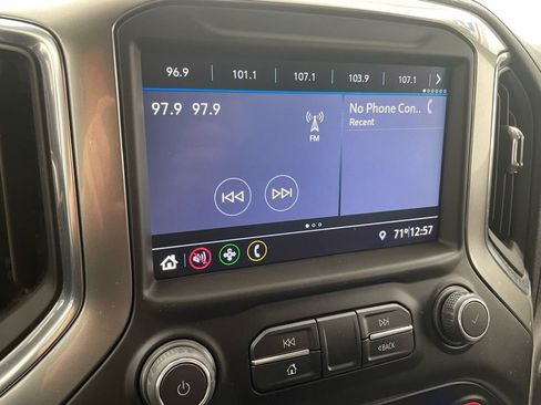 Used 2019 Chevrolet Silverado 1500 RST image 18