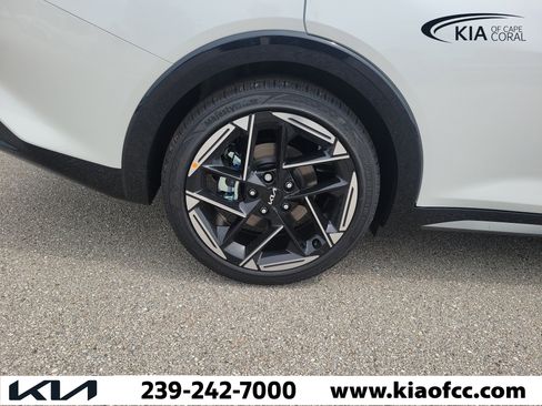 New 2026 Kia K4 GT-Line Turbo FWD image 9
