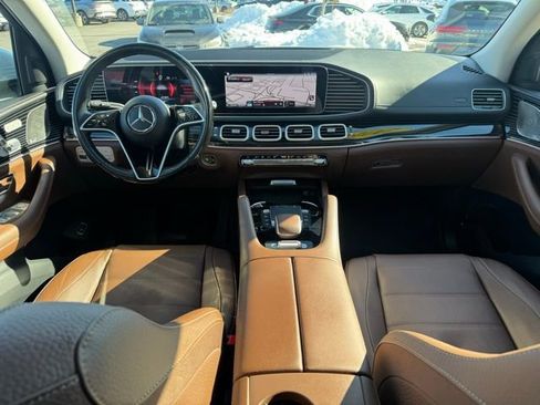 Used 2024 Mercedes-Benz GLS 450 4MATIC image 51