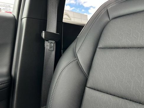 Used 2025 Chevrolet Equinox LT w/ Convenience Package II AWD/4WD image 48