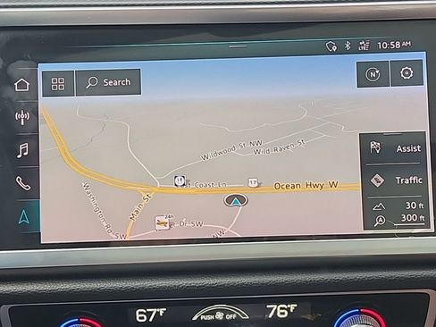 Used 2020 Audi Q3 2.0T Prestige w/ Prestige Package image 5