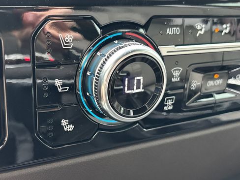 New 2026 GMC Sierra 1500 SLT w/ SLT Premium Plus Package image 13