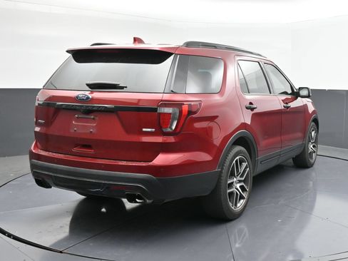 Used 2016 Ford Explorer Sport w/ Equipment Group 401A AWD/4WD image 8