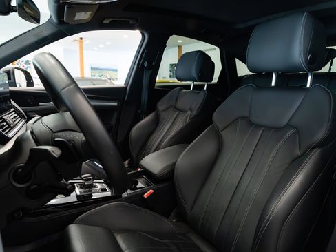 Used 2023 Audi Q5 2.0T Premium Plus w/ Premium Plus Package image 8