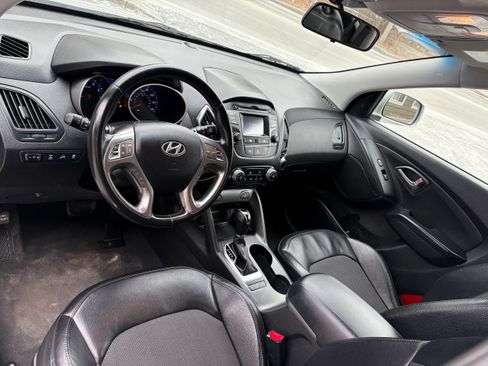 Used 2014 Hyundai Tucson SE image 11