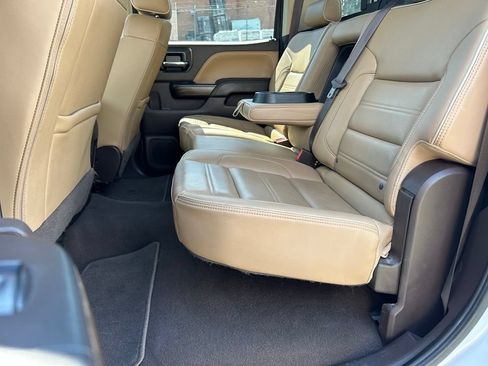 Used 2019 GMC Sierra 2500 Denali w/ Duramax Plus Package AWD/4WD image 14