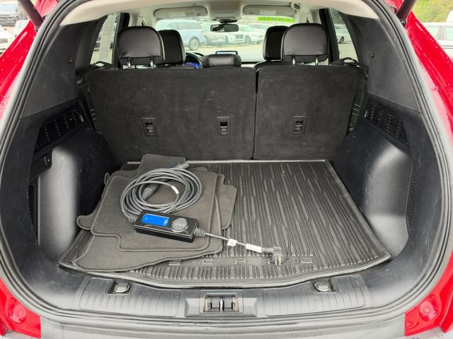 Used 2022 Ford Escape Titanium FWD image 11