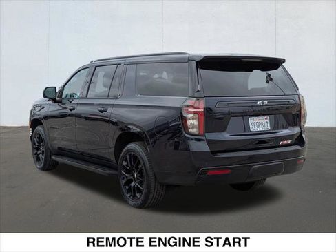Used 2023 Chevrolet Suburban RST w/ Luxury Package RWD image 3