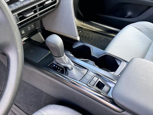 Used 2025 Toyota Camry LE FWD image 15
