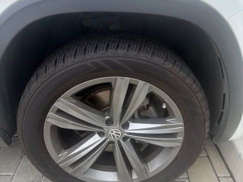 Used 2019 Volkswagen Atlas SE FWD image 16