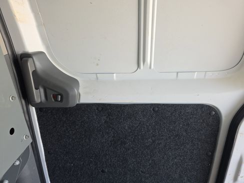 Used 2021 Nissan NV200 S FWD image 15
