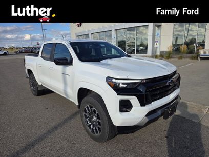 Used 2023 Chevrolet Colorado Z71 w/ Z71 Convenience Package 2