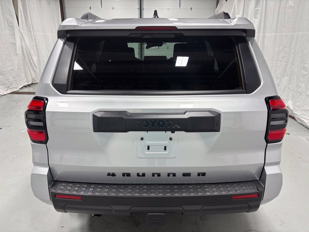 Used 2026 Toyota 4Runner SR5 AWD/4WD image 6