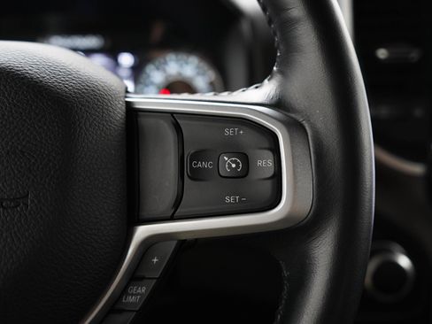 Used 2023 RAM 1500 Big Horn AWD/4WD image 25
