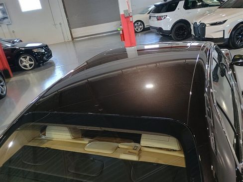 Used 2016 Bentley Flying Spur V8 AWD/4WD image 12
