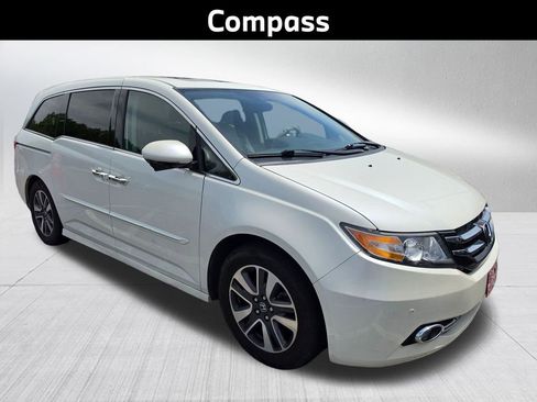 Used 2016 Honda Odyssey Touring image 20