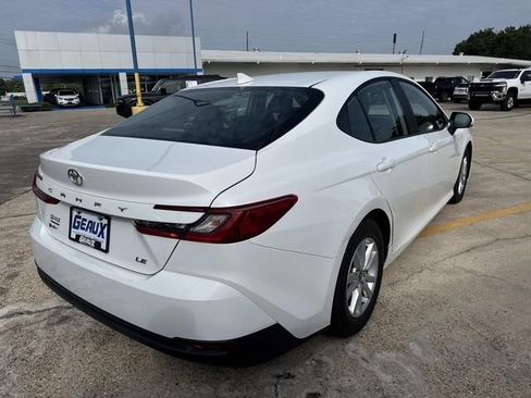 Used 2025 Toyota Camry LE FWD image 8