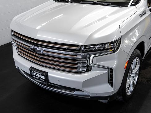 Used 2024 Chevrolet Tahoe High Country w/ Premium Package AWD/4WD image 11