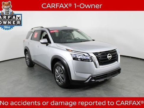 Certified 2025 Nissan Pathfinder SV AWD/4WD image 5