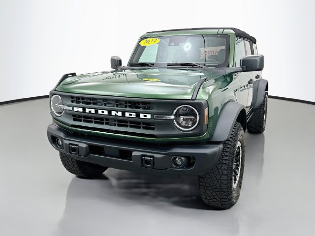 Used 2023 Ford Bronco Black Diamond w/ Sasquatch Package AWD/4WD image 3