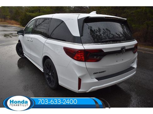 New 2026 Honda Odyssey Sport-L image 5