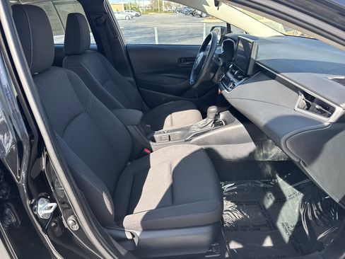 Certified 2024 Toyota Corolla LE image 32