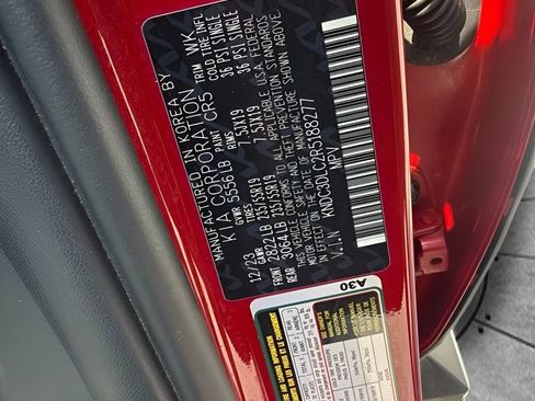 Used 2024 Kia EV6 Light AWD/4WD image 22