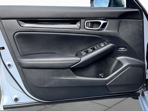 Used 2022 Honda Civic Touring image 25