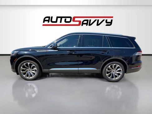 Used 2025 Lincoln Aviator AWD image 4