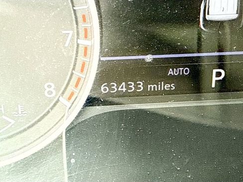 Used 2023 Nissan Pathfinder SL image 14