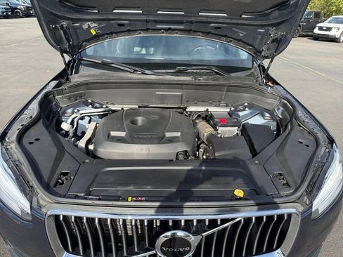 Used 2022 Volvo XC90 T6 Momentum AWD/4WD image 20