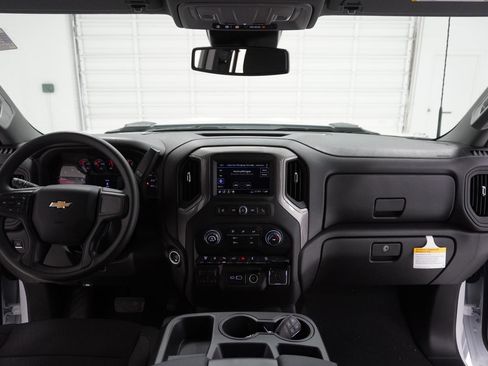 New 2026 Chevrolet Silverado 2500 Custom w/ Custom Value Package image 29