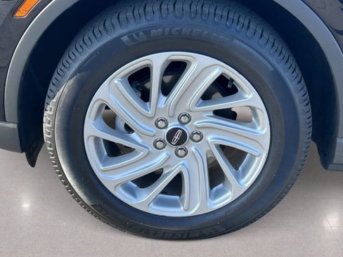 Used 2022 Lincoln Corsair FWD image 10