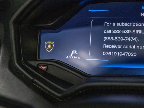 Used 2017 Lamborghini Huracan LP 580-2 RWD image 47
