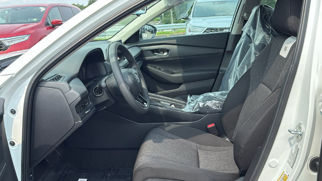 New 2026 Honda Accord LX image 10