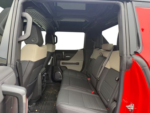 New 2026 GMC Hummer EV 4x4 Crew Cab image 16