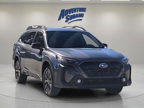 Certified 2025 Subaru Outback Onyx Edition XT image 1